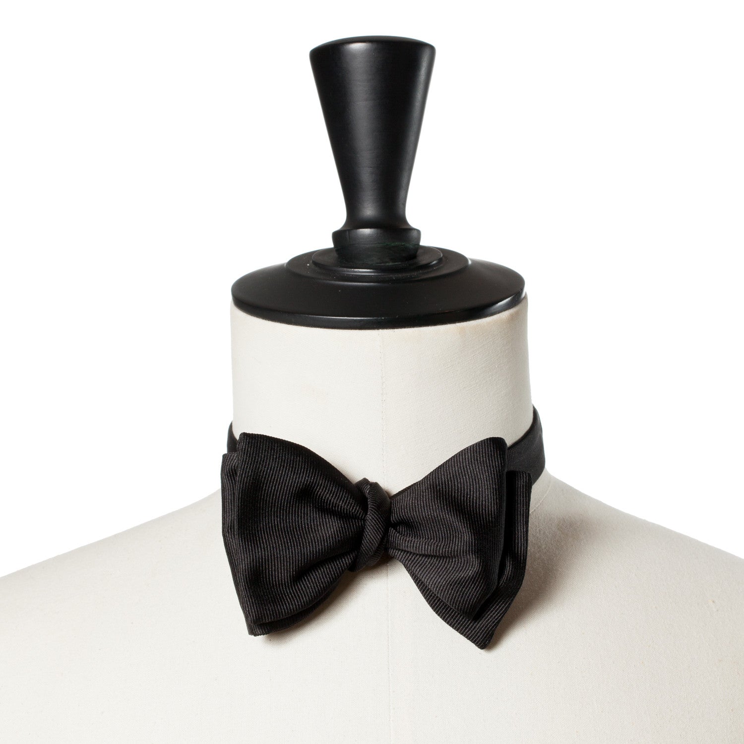 Black Bow Tie "Corpo Pieno" made of pure Silk